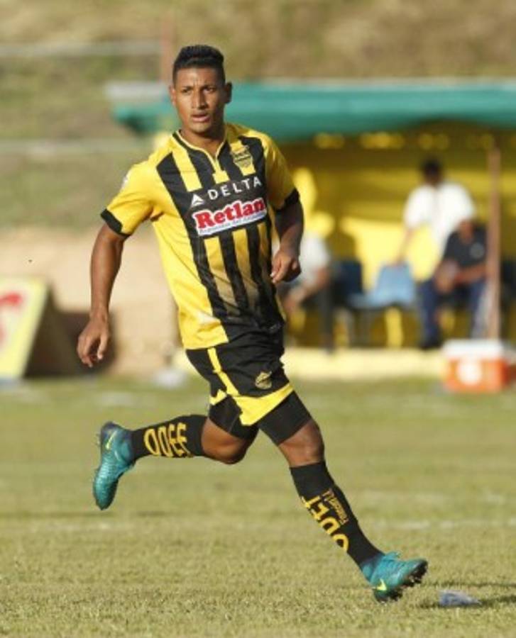 MERCADO: Rony Martínez da noticia desde China y Bryan Acosta en problemas