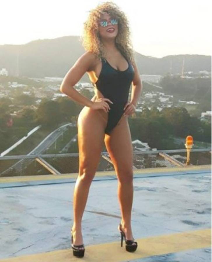 ¡Erika Canella, la Miss Bum Bum, le declara su amor a Donald Trump con candentes fotos!