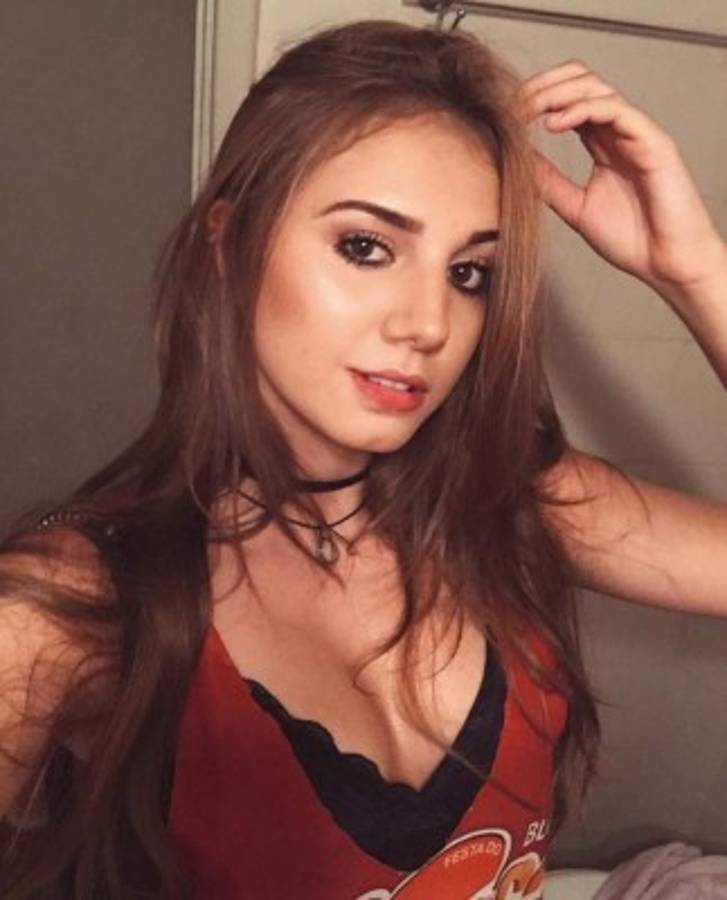 ¡Belleza! Así luce ahora la hija Carlinho, exjugador del Real España y Olimpia
