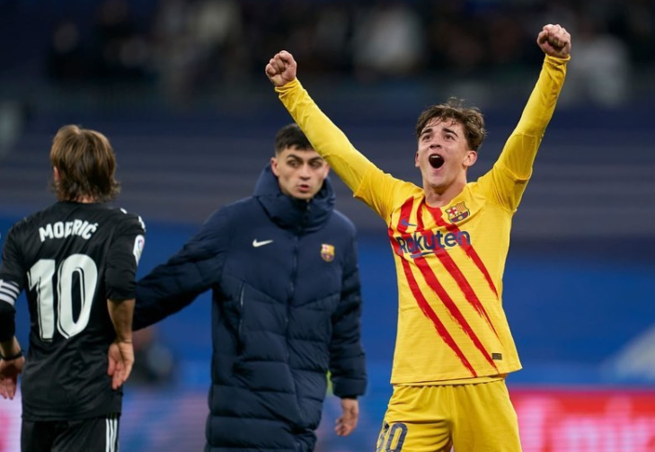 El ‘temible’ mensaje de Piqué y dardo de Aubameyang: así reaccionaron los jugadores del Barça tras golear al Real Madrid