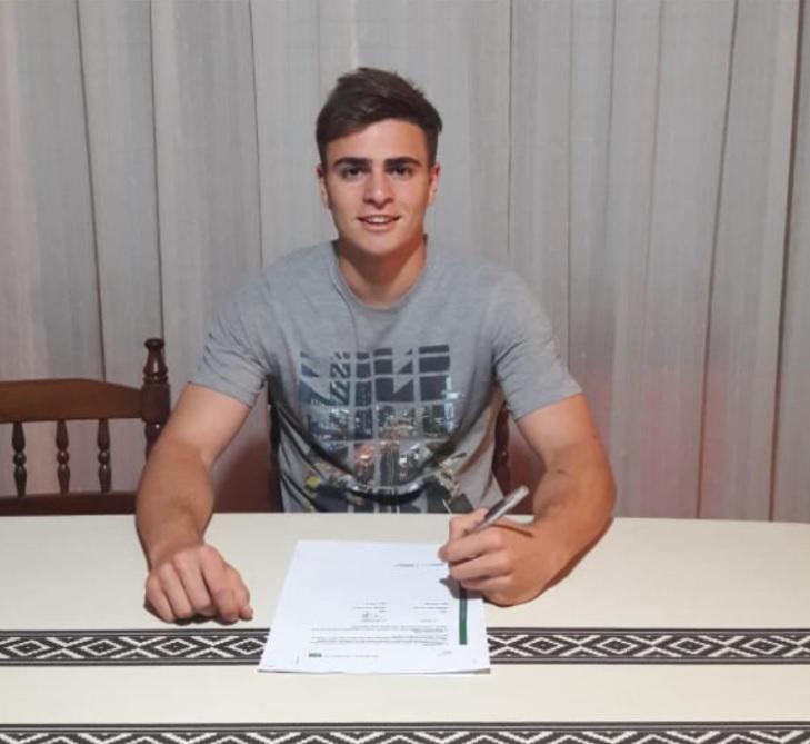 Se llama Messi y lleva la número “10” en Newell’s: Así es la joven promesa que juega la Copa Libertadores