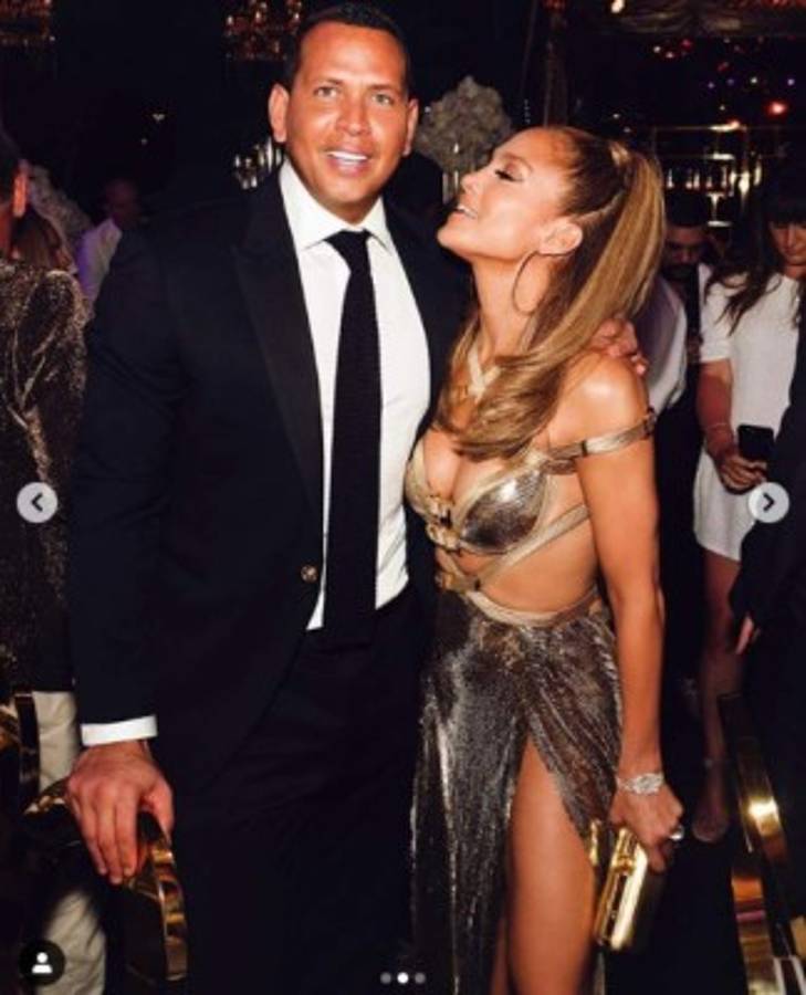 Fotos: Fiestón de Jennifer Lopez por sus 50 años y recibe espectacular regalo de Alex Rodríguez