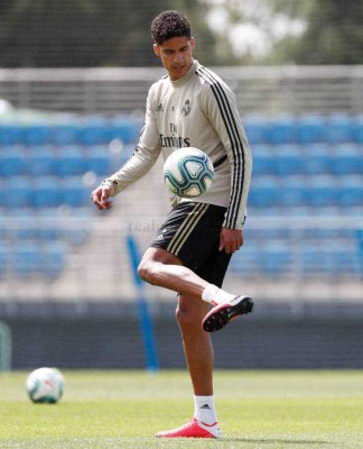 Solo uno con mascarilla: Real Madrid regreso a los entrenamientos con nuevos looks y sin protección