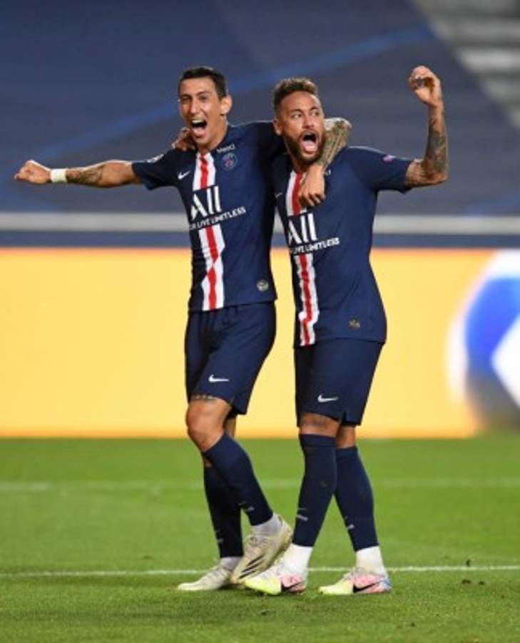 El sentimiento de Neymar: fiesta, cerveza y lágrimas tras la clasificación del PSG a la gran final de la Champions