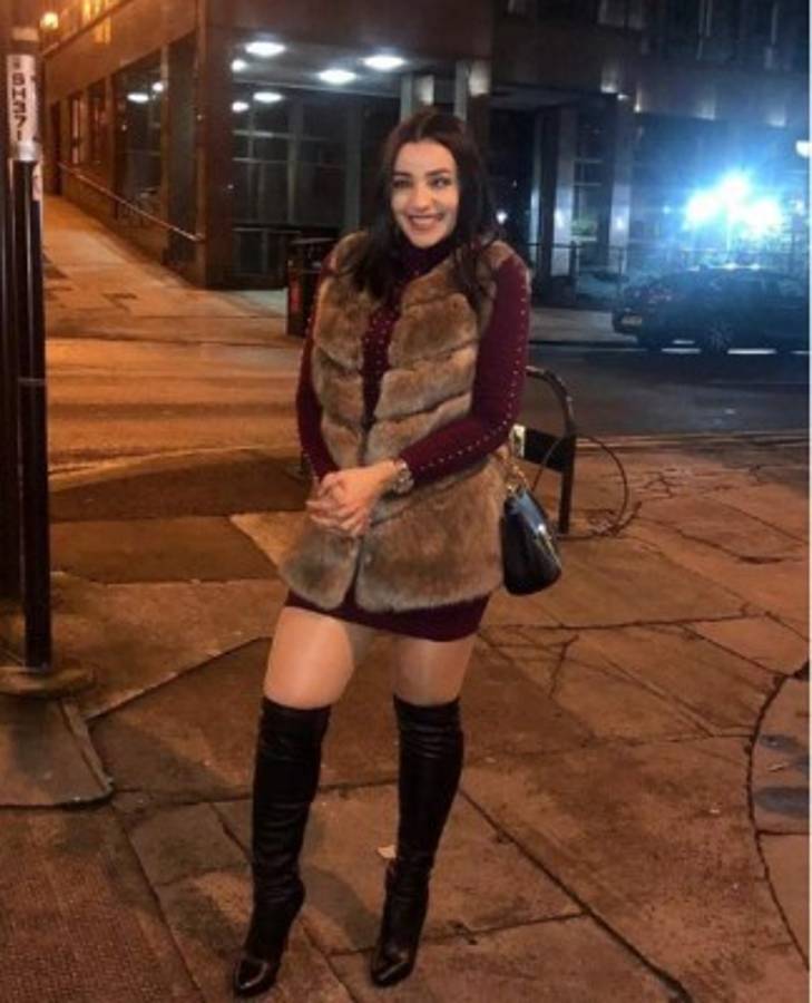 El cambio de la bella esposa de Emilio Izaguirre en su regreso a Escocia