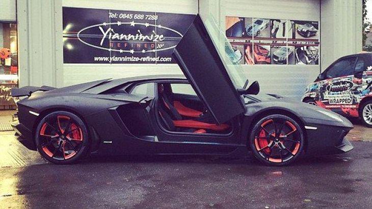 El “Kun” Agüero pone a la venta la que considera su compra más inútil: “Tiene telarañas y todo”