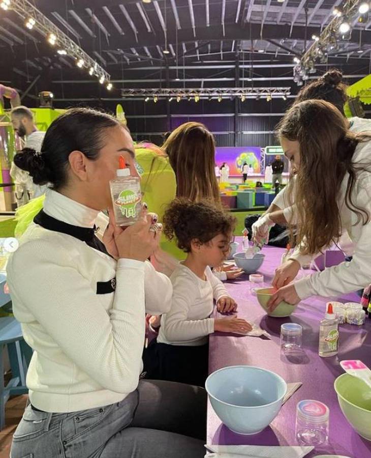 Cristiano Ronaldo presume de sus lujosas vacaciones junto a Georgina Rodríguez en exclusivo parque de diversiones de Riyadh