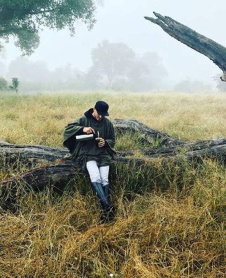 Wanda Nara se desnuda en la sabana con Mauro Icardi ¡Hasta atrajo a los monos!