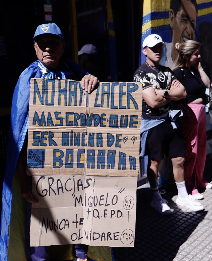 Boca Juniors abrió 'La Bombonera' para despedir a Russo: el dolor de los aficionados y el gesto de River Plate