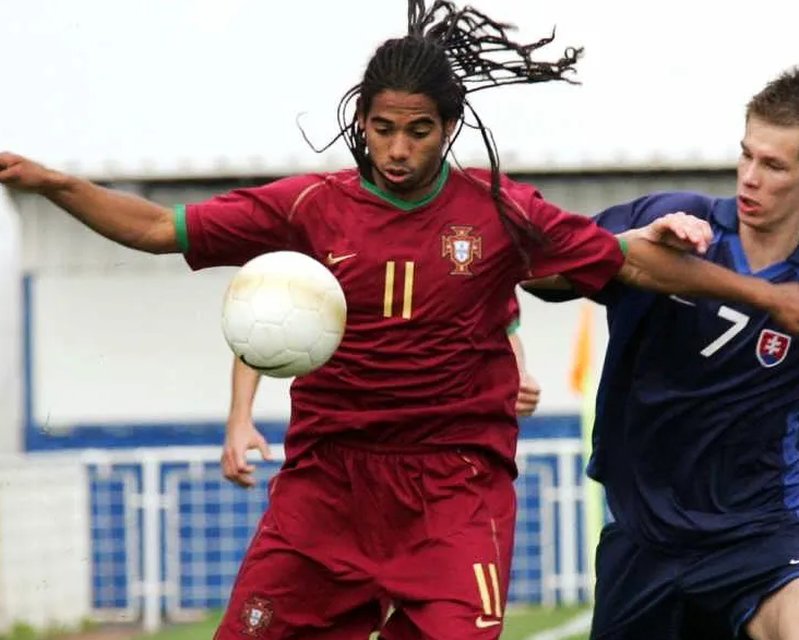 Fue “mejor” que Cristiano Ronaldo, estuvo preso y sorprende con su nueva vida: debutó en el cine para adultos