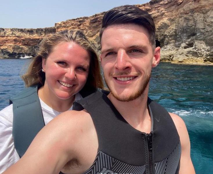 Declan Rice: defendió a su mujer que fue acosada por su físico y jugó con otra selección antes de Inglaterra