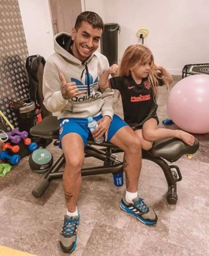 En casa y con nuevos 'looks': Así pasaron los futbolistas el día del padre en pleno coronavirus  