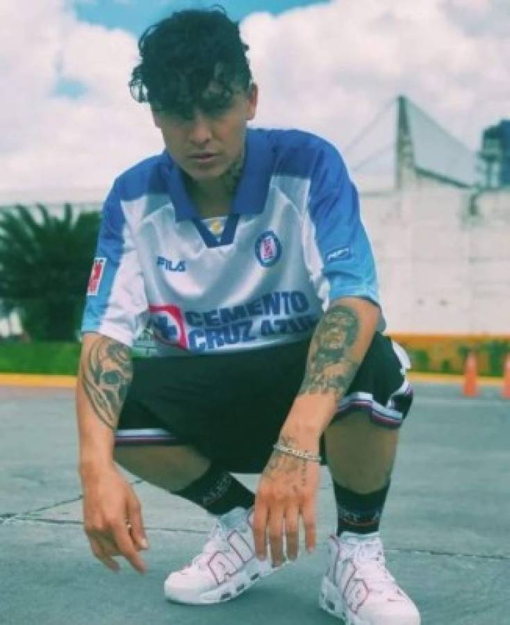 Franco Escamilla y una modelo Playboy: Los famosos personajes que sufren por el Cruz Azul de México