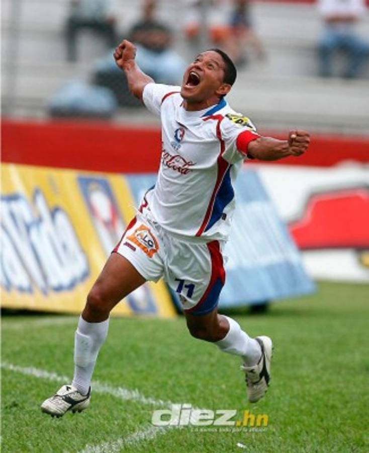 Colección de fotos históricas del Olimpia en su 103 aniversario