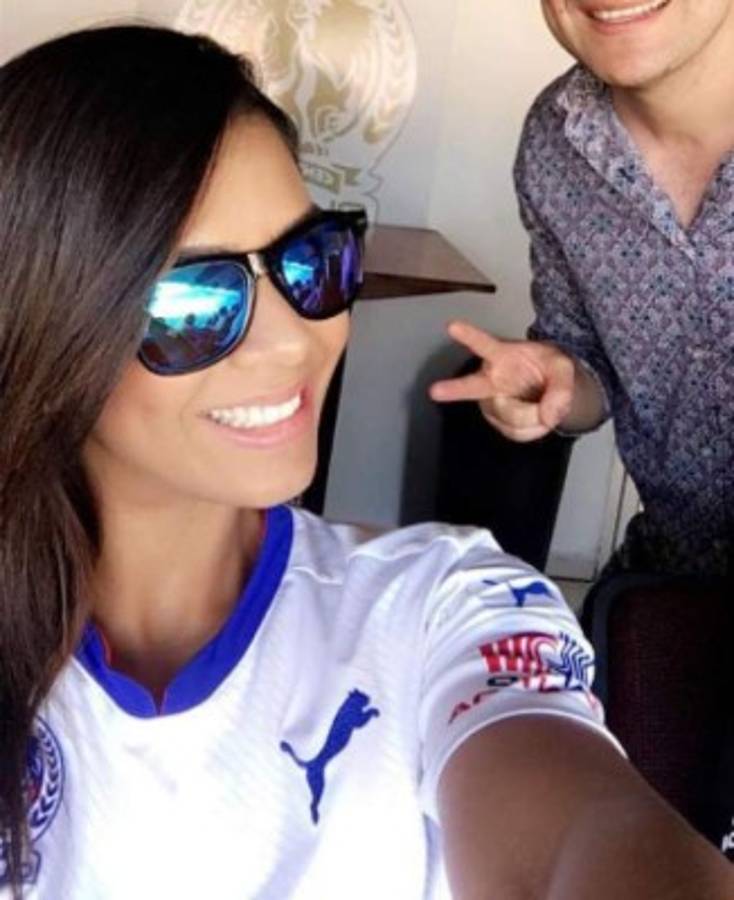 ¡MAMITAS! Ellas son las aficionadas más lindas del clásico Olimpia-Motagua