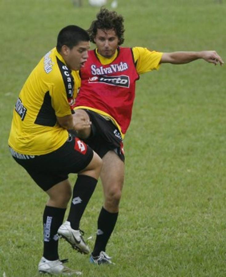 Fredy 'El Tanque' Sosa, tras dejar el fútbol ahora se gana la vida como Uber y mesero en EUA