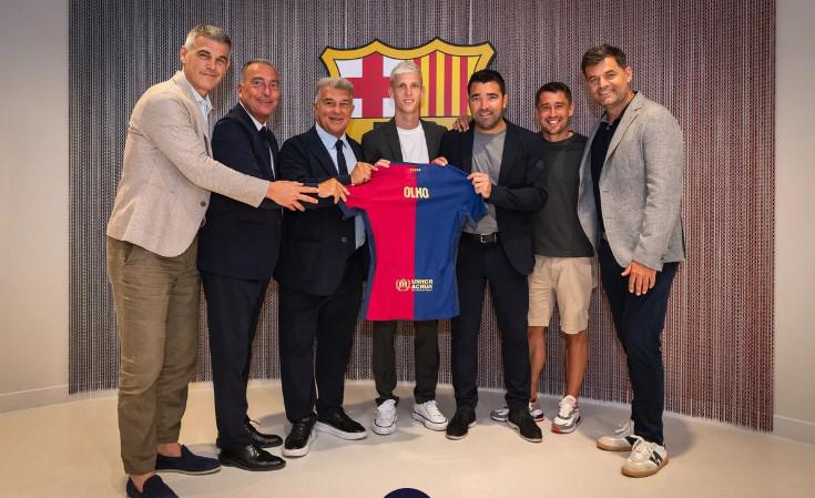 Las imágenes de Dani Olmo y su firma con el Barcelona: ¿Quién es su famosa novia? El juego donde será presentado y su dorsal