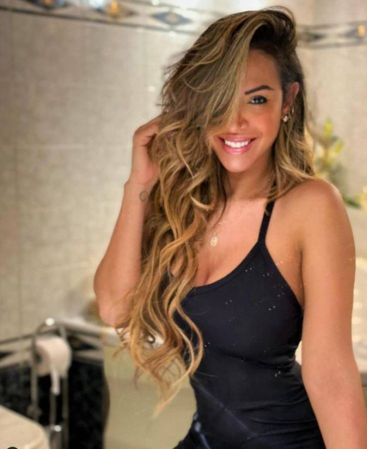 Futbolista casado de la Premier League reconoce ser el padre de la hija de una modelo brasileña