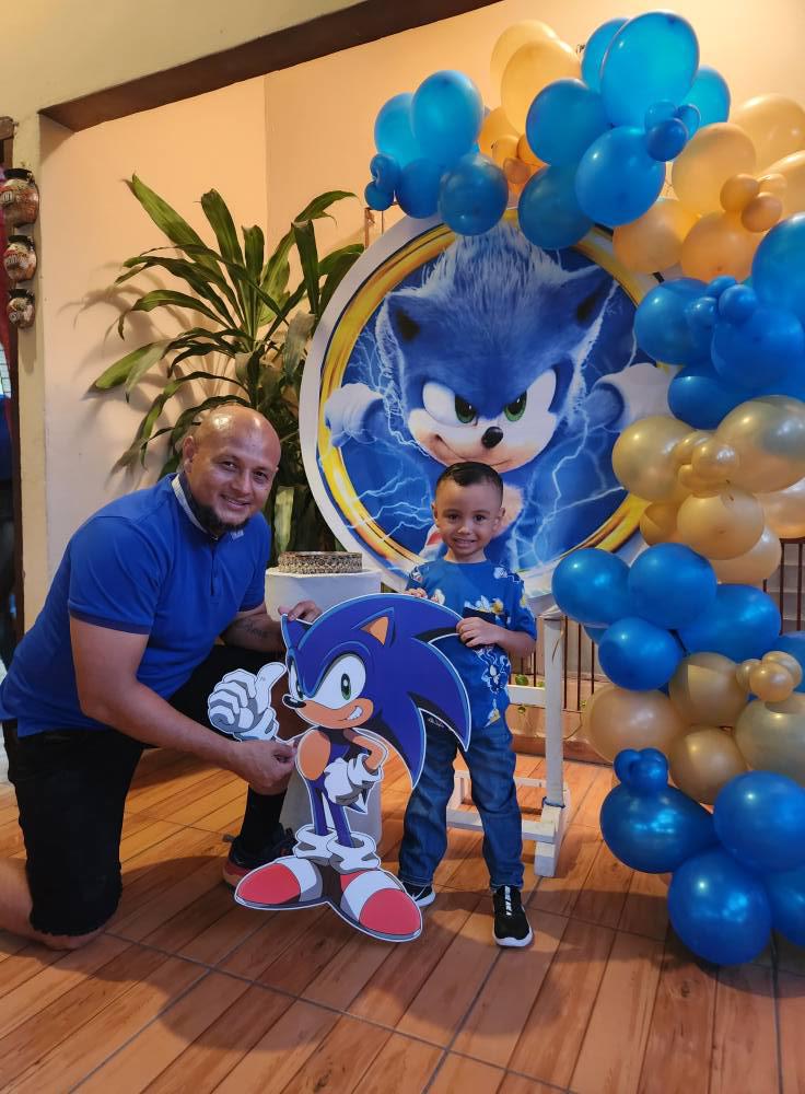 Mundialista en Sudáfrica 2010 sigue vigente en las canchas y es formador de talento hondureño, así es la vida de Sergio Mendoza