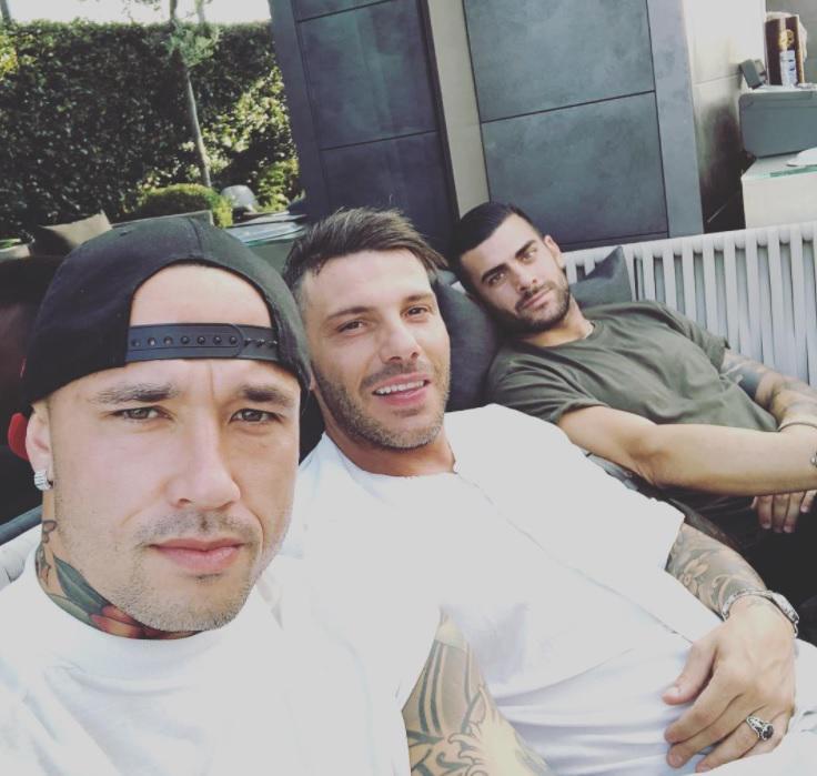 Radja Nainggolan revela su polémico estilo de vida y el de otros futbolistas: “Yo fumo”