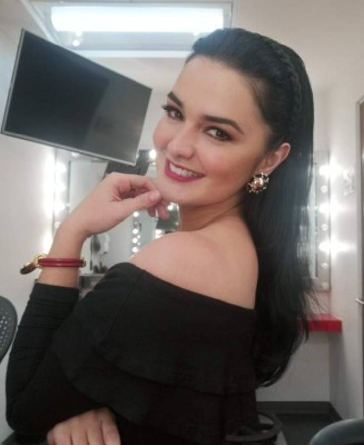 ¡Lindura! Natalia Álvarez, la periodista que enaltece el nombre de Costa Rica