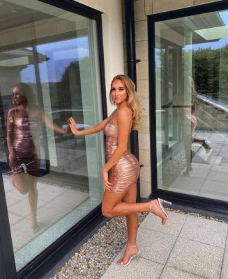 Las polémicas imágenes de Paul Scholes y su hija de 20 años ¿Amor real o desagradable?