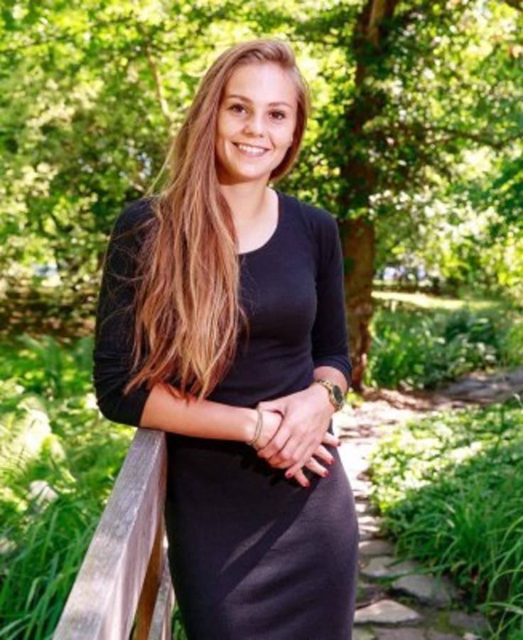 Lieke Martens, la guapa jugadora del Barcelona que fue MVP de la Champions