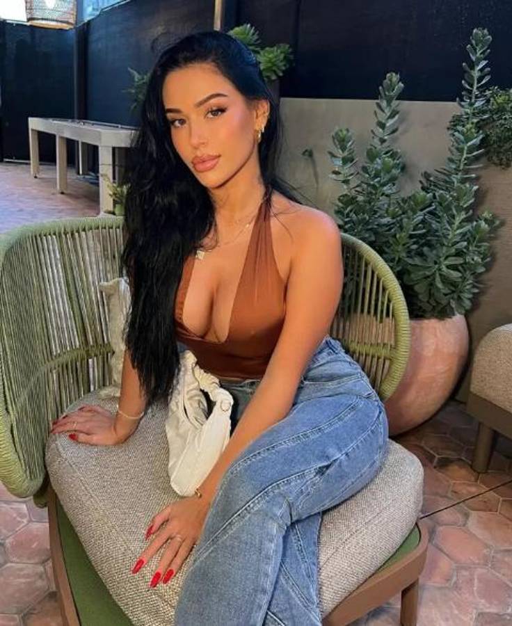 ¡Bien enamorados! Así fueron captados Bellingham con su espectacular novia mientras se recupera de su lesión