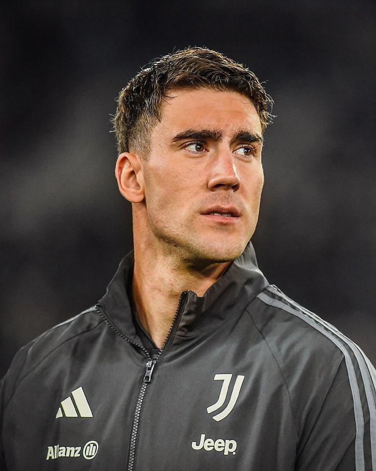 Mercado de fichajes: la 'bomba' de Mourinho y Lewandowski tiene nuevo club
