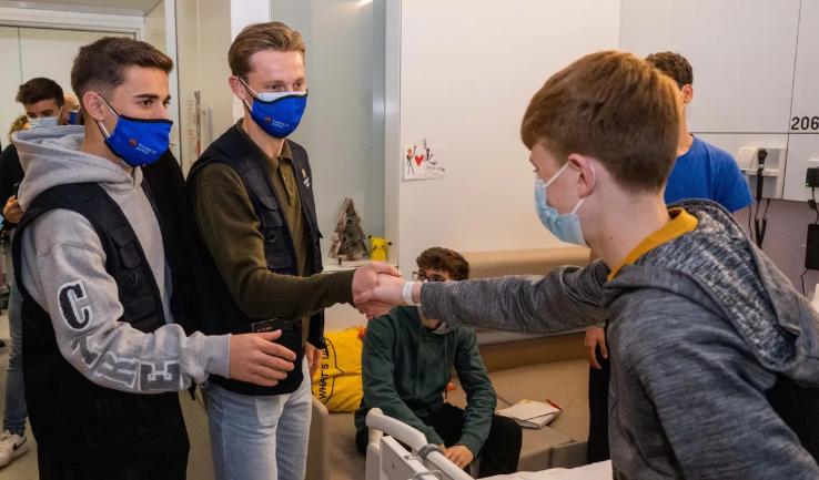 Terminaron de entrenar y se fueron a un hospital: el hermoso gesto del Barcelona para cerrar el 2024