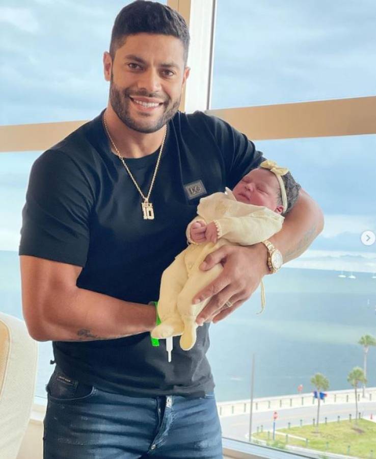 Hulk fue papá con la bella sobrina de su ex esposa Camila Angelo; y la hija no es brasileña