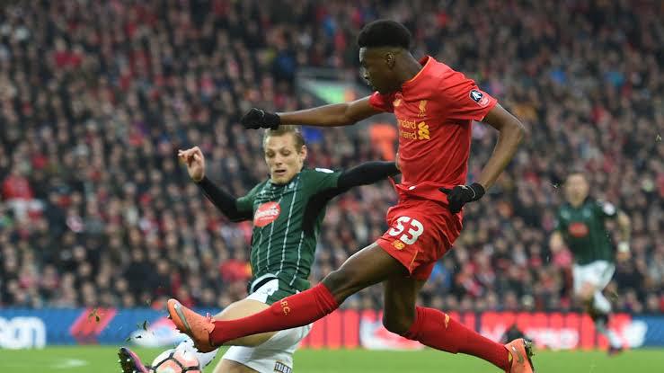 Fue campeón del mundo, jugó en Liverpool y hoy busca trabajo por redes sociales