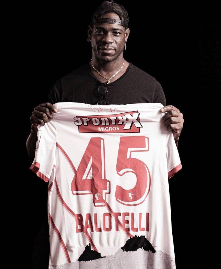 Arde el mercado en su penúltimo día: Barcelona tiene nuevo fichaje y Cristiano decide su destino; locura del Chelsea y Elis es noticia en Francia