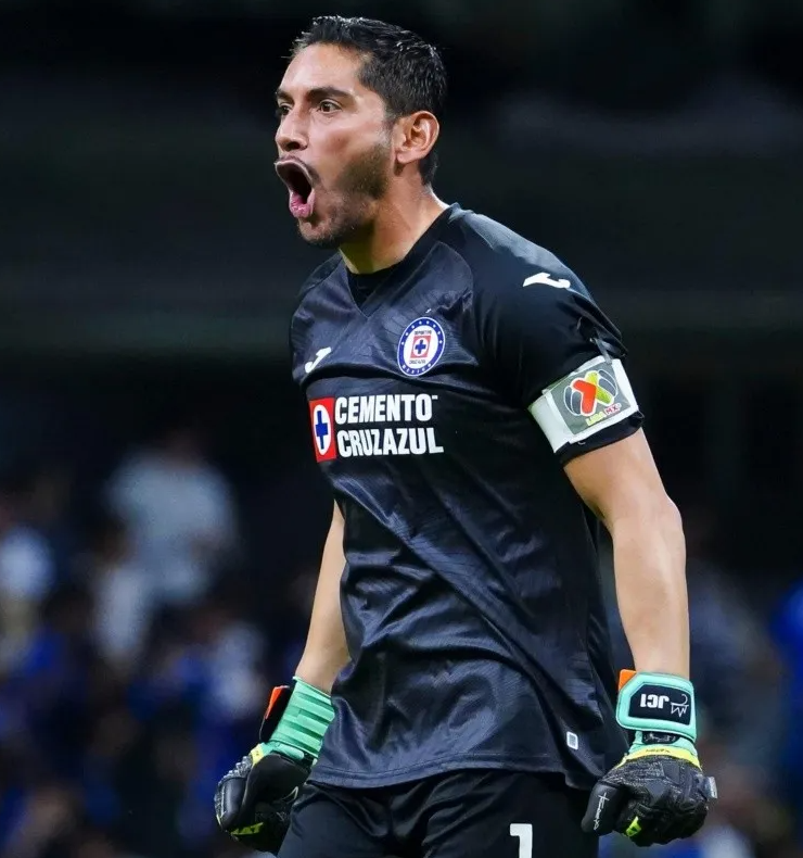 Se filtra el salario de Dani Alves con Pumas: estos son los 15 futbolistas mejor pagados de la Liga MX