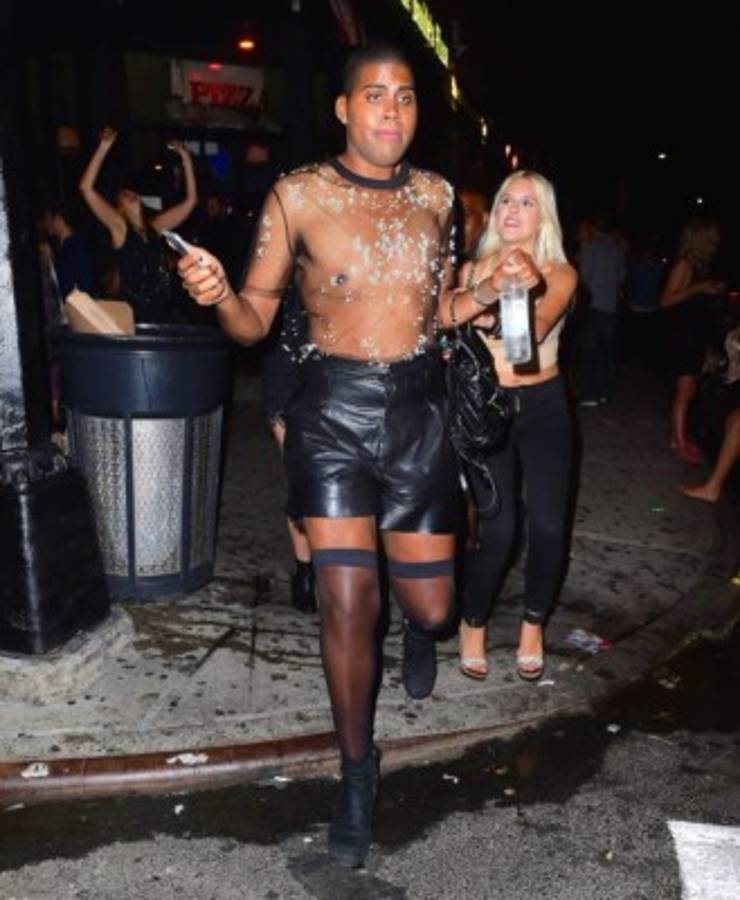 Hijo de ex basquetbolista Magic Johnson sorprende y pierde 172 libras