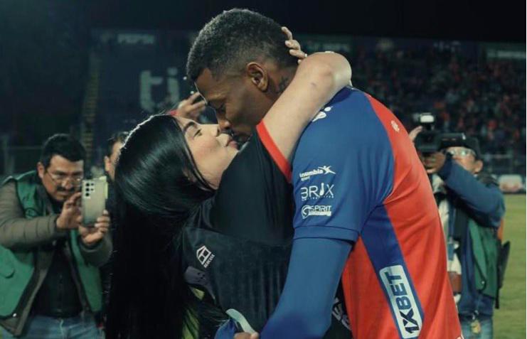 ¡La peor traición! La razón por la que futbolista de Costa Rica no vuelve a Guatemala: Empezó a vivir con...