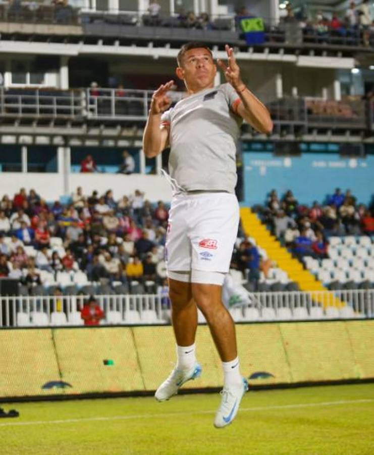 ¿Jugará Yustin Arboleda? El 11 titular que se perfila en el Olimpia de Pedro Troglio para la final de ida ante Motagua