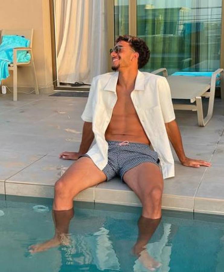 Así es el nuevo delantero del Manchester City: tremendo salario y el cuarto fichaje más caro en la historia del club