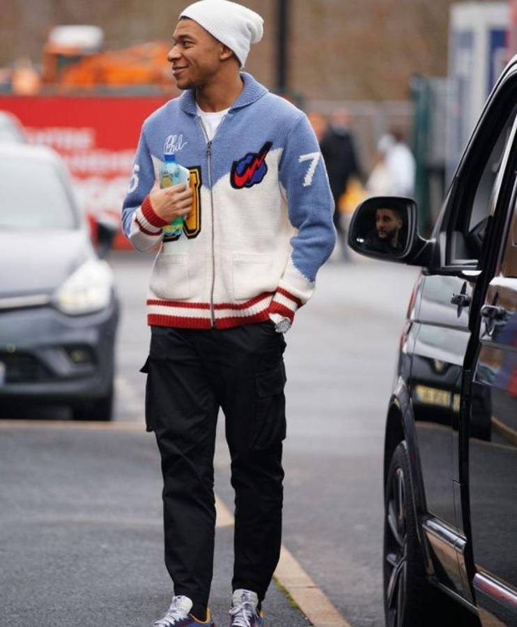 El único jugador del PSG que no lo hace: ¿Por qué Kylian Mbappé no conduce sus propios autos de lujo?