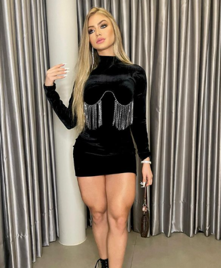 ¿Vinicius tiene novia? Así es la preciosa bailarina a la que habría sido infiel en Brasil