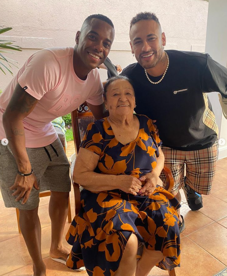 Brutal gesto de Mbappé y jugador del Barça sorprende: así pasan los cracks las fiestas de Navidad 2021