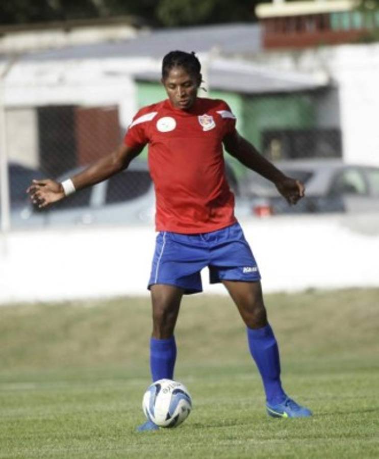 MERCADO: Olimpia busca jugador de perfil alto, Wilson y Thomas cerca de volver