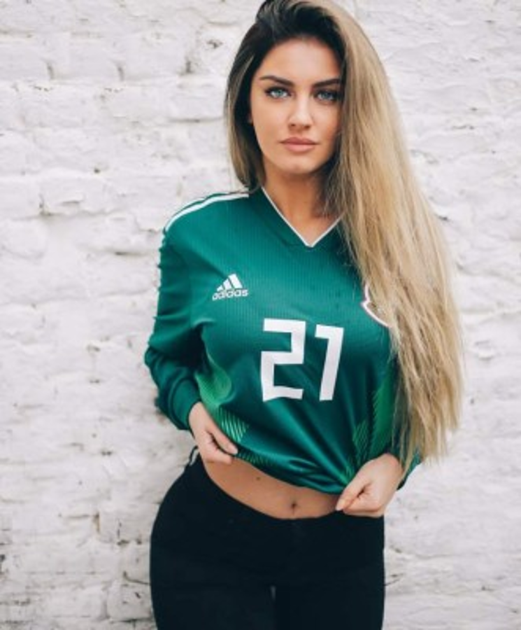 Aurela Skandaj: La belga que flechó a una promesa del fútbol mexicano