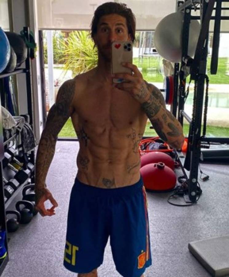 De tres plantas y dos piscinas: La lujosa mansión de Sergio Ramos y Pilar Rubio en Madrid   