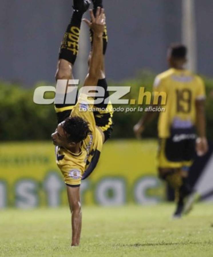 Las curiosas imágenes que no viste en TV del inicio de la fecha 11