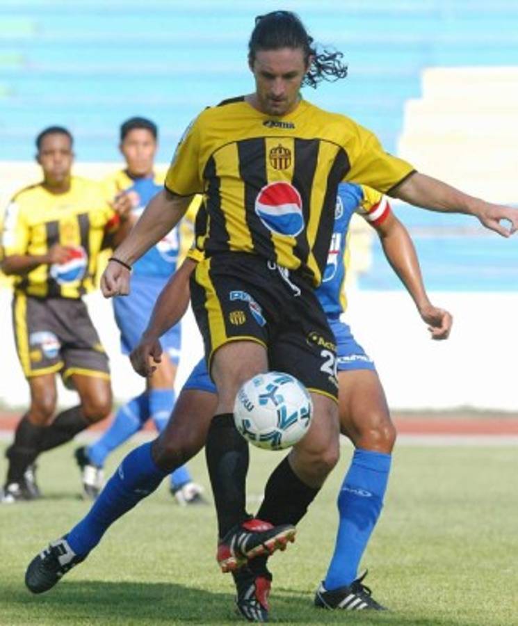 ¡Equipazos! Los 11 históricos de Marcelo Verón y Mauricio Pacini de su paso por Honduras