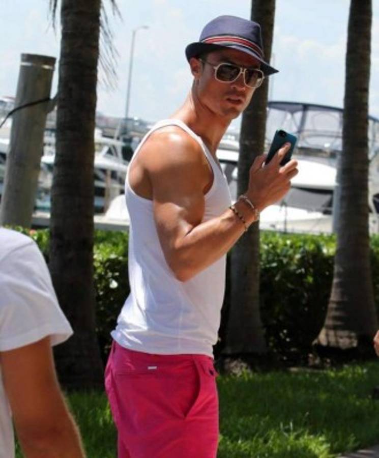 Las excéntricas vacaciones de Cristiano Ronaldo y sus amigos