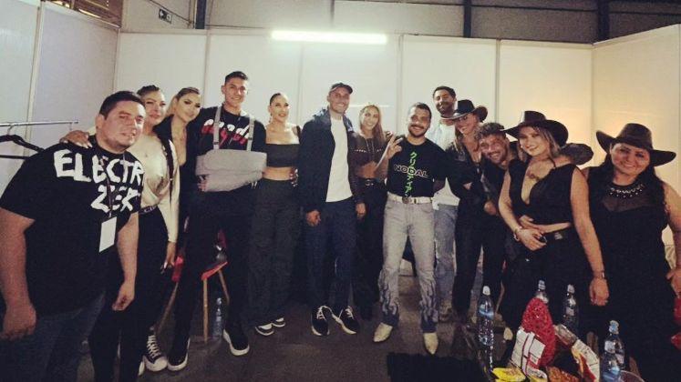 Keylor Navas asistió al concierto de Christian Nodal acompañado de su esposa y amigos.