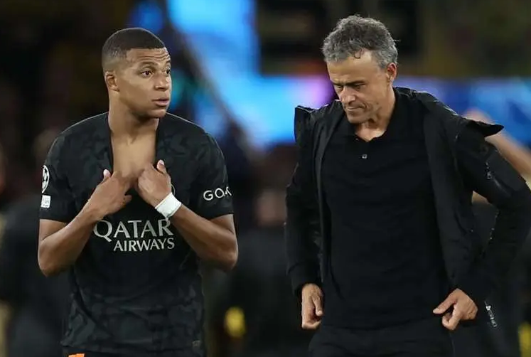 Luis Enrique implementó drásticas medidas en el PSG: espías, redes sociales y qué pasa si llegan tarde al entreno