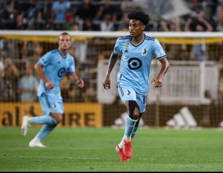 Revela cómo la conquistó: Así es la hermosa olanchana que tiene enamorado a Joseph Rosales, futbolista hondureño del Minessota United